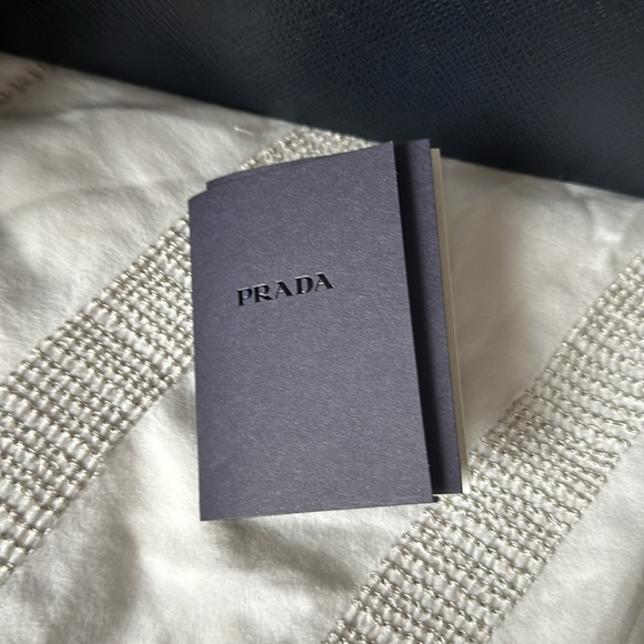 Beige Prada Medium women’s Galleria Saffiano leather bag - Picture 11 of 11